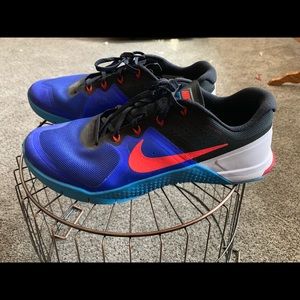 Men’s training shoes